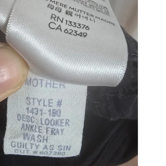 MOTHER Looker Ankle Fray Skinny Jeans 27 Black Distressed - Picture 16 of 16